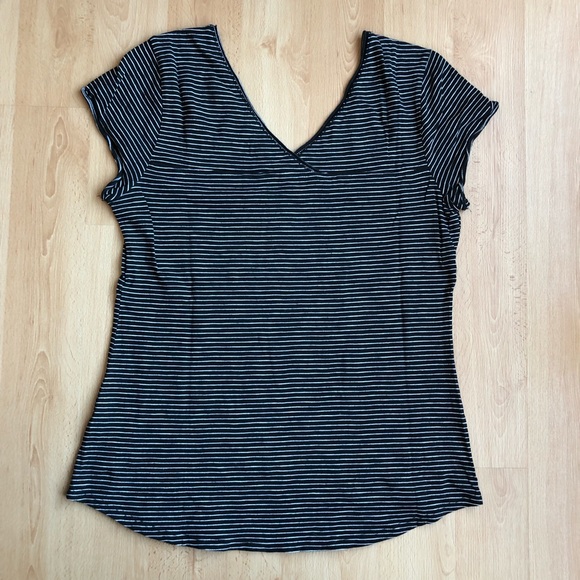 Maurices Tee - Picture 2 of 12